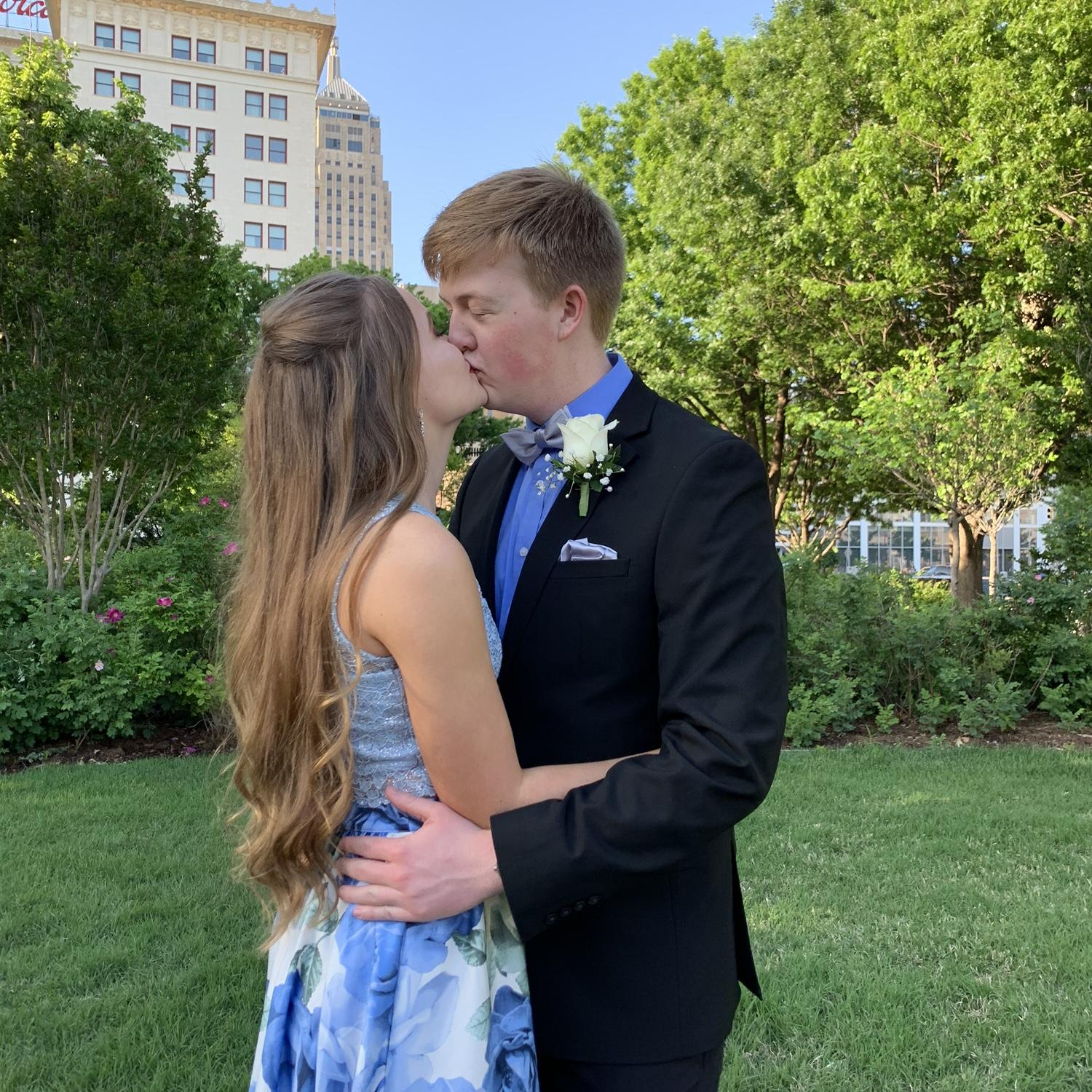 Prom 2019! Gabe’s senior year, Kashyn’s junior year