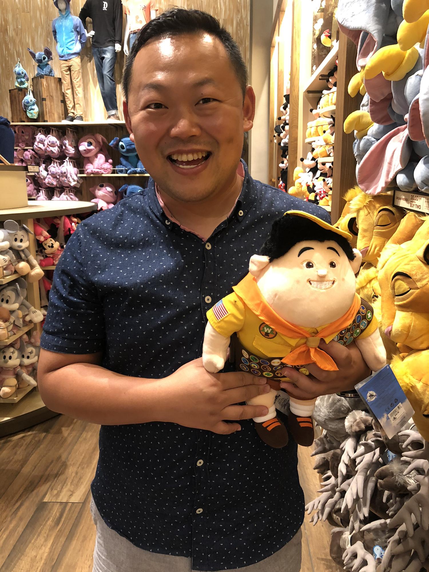 Does Kris look like Russell from Up?