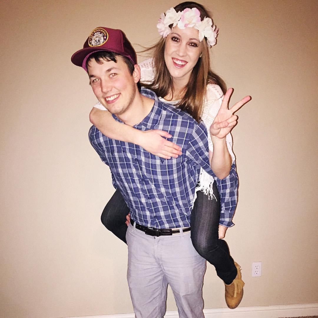 Forrest Gump & Jenny at a Sigma Kappa "dynamic duos" date party