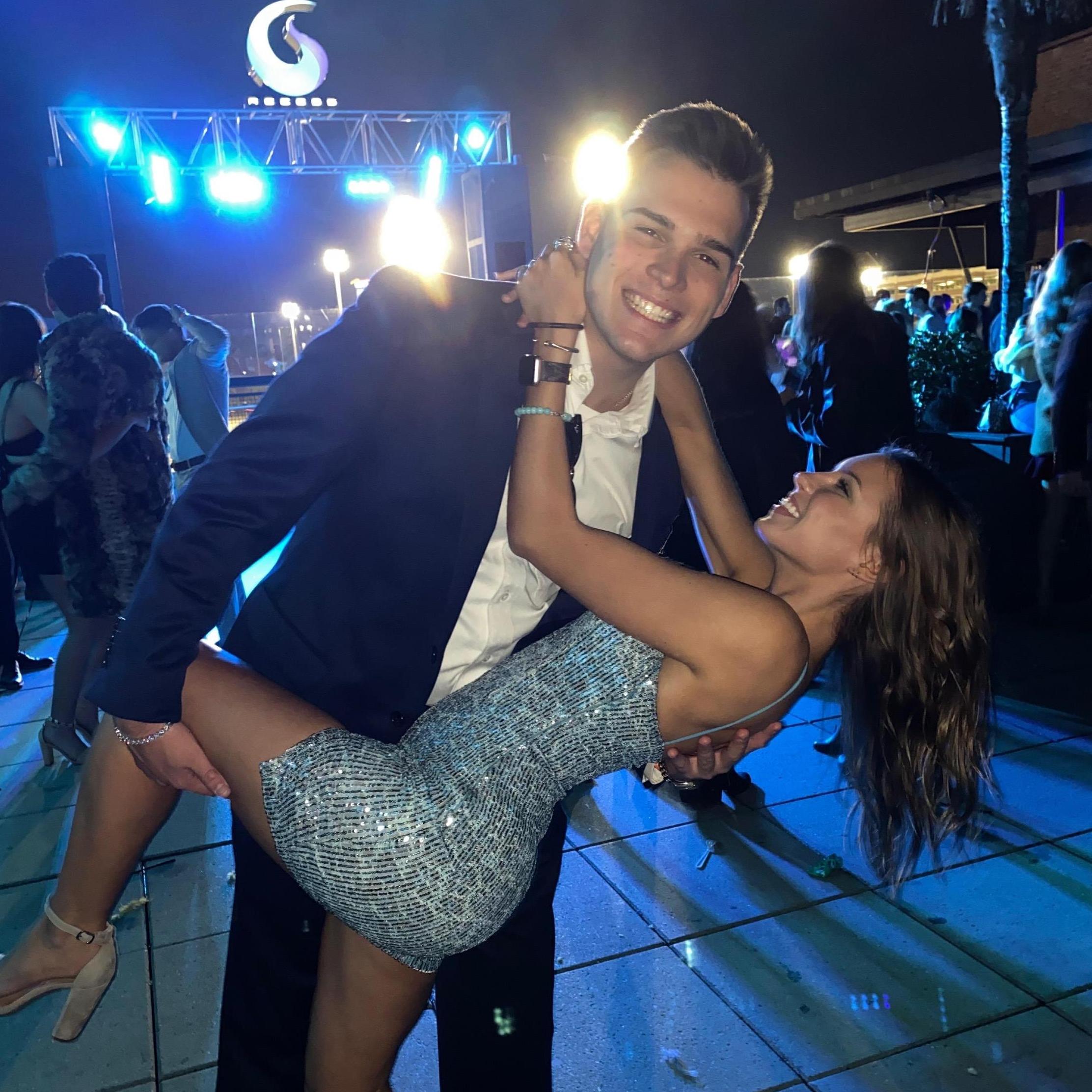 Alpha Chi Omega semi-formal, 2019