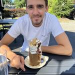 CAFÉ Seventy Two