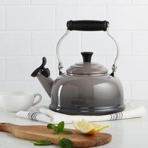 Le Creuset - Classic Enamel on Steel 1.7 Qt. Whistling Tea Kettle