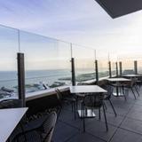 Bar 32