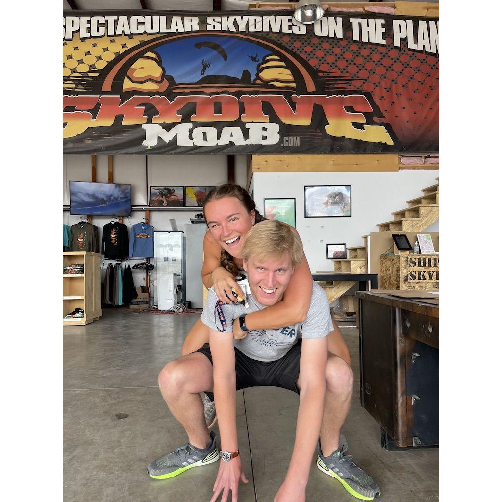 Skydiving for Erik's 30th Birthday