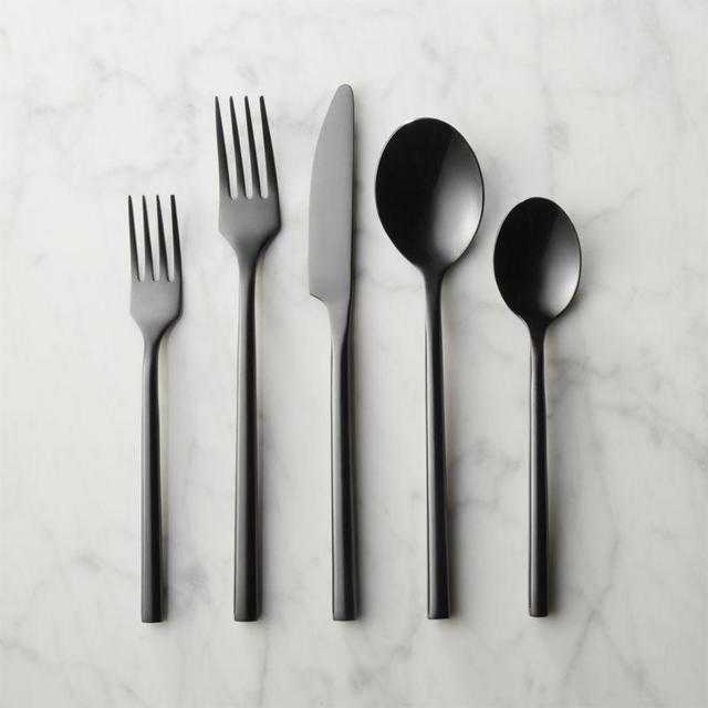 20-piece knight flatware set