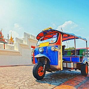 Tuk-tuk Food Tour (Thailand)