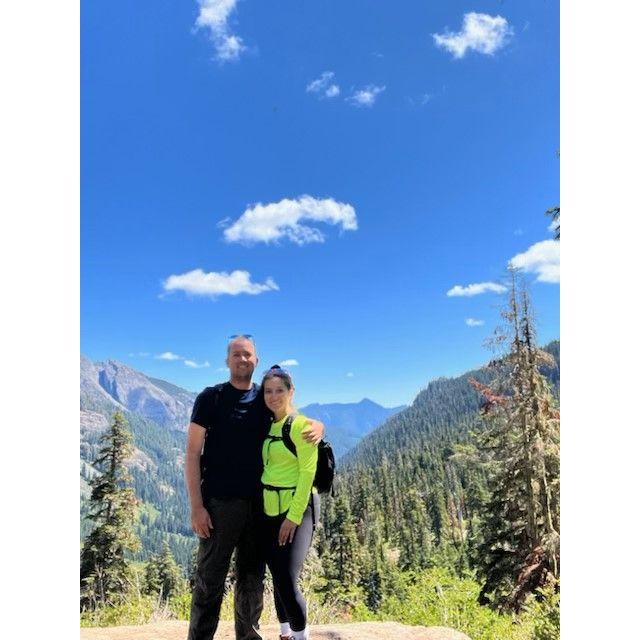 Hike to Heather Lake in the Cascade mountains in Washington.