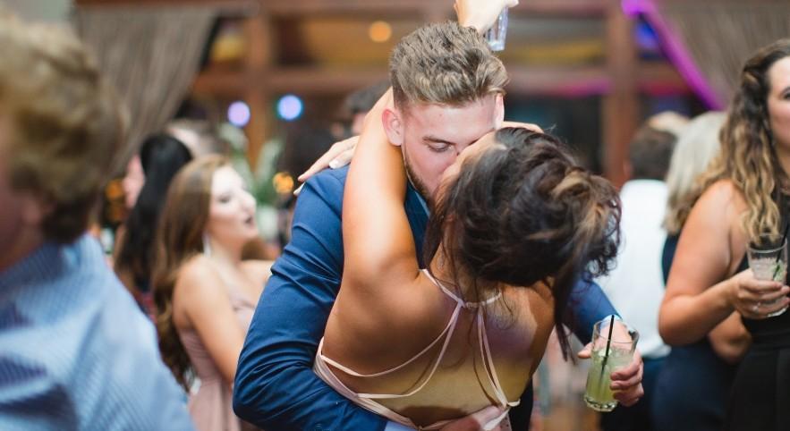 The Wedding Website of Brooke Rosa and Alex Welsh