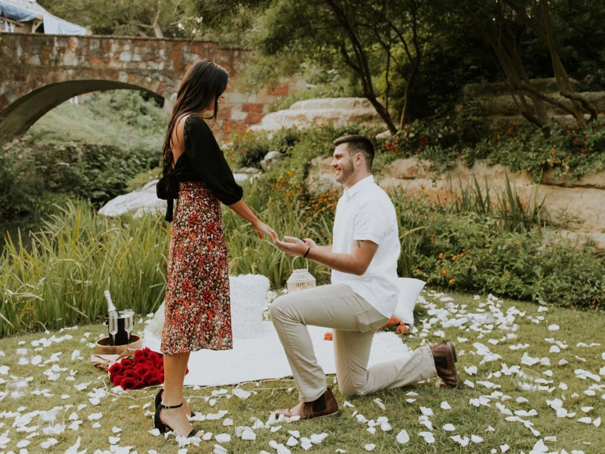 The Wedding Website of Reid Parr and Cooper Mccain