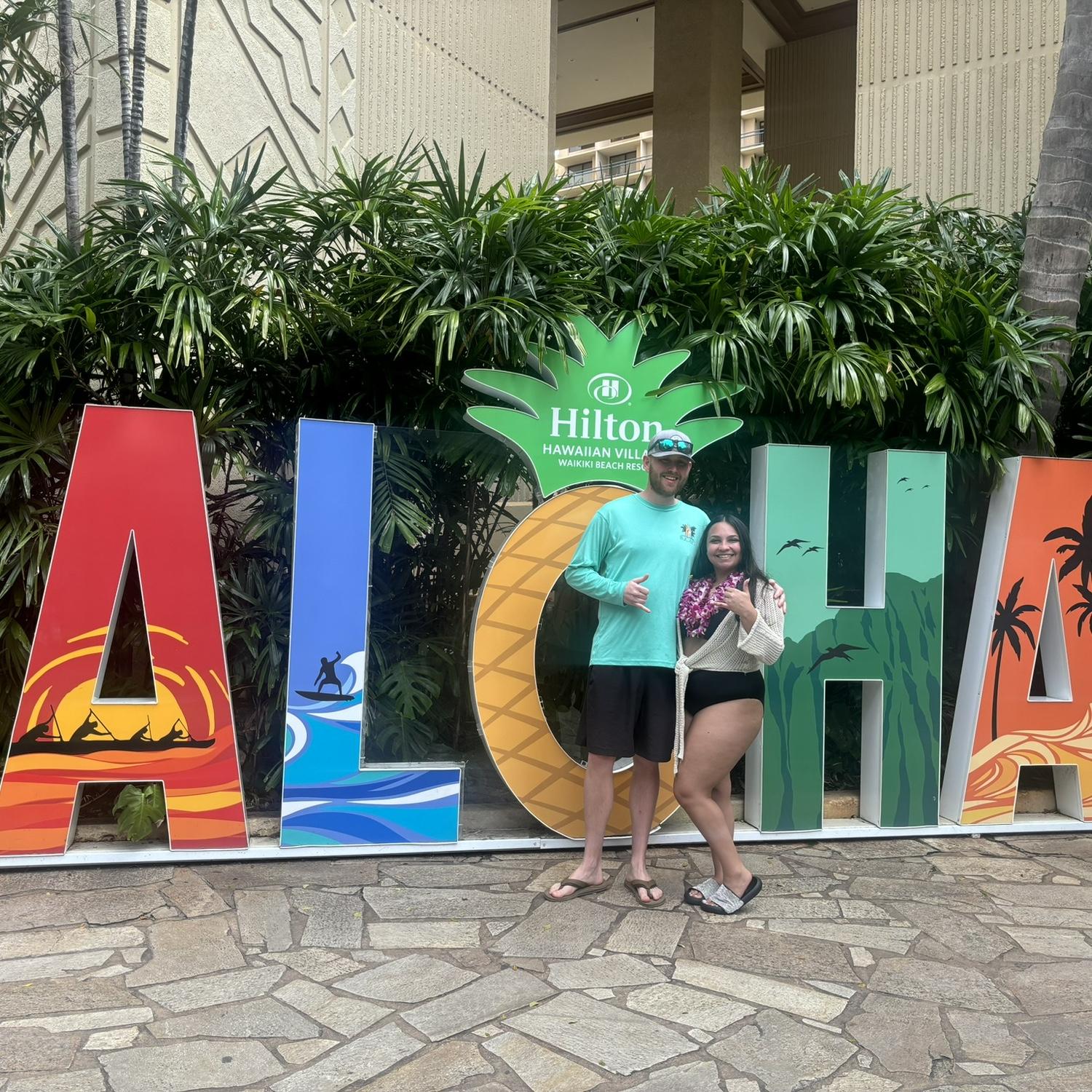 We had the best time in Hawaii, this was our 6 month anniversary 🥂