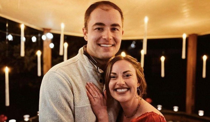 Riley Ohlin and Travis Jones' Wedding Website