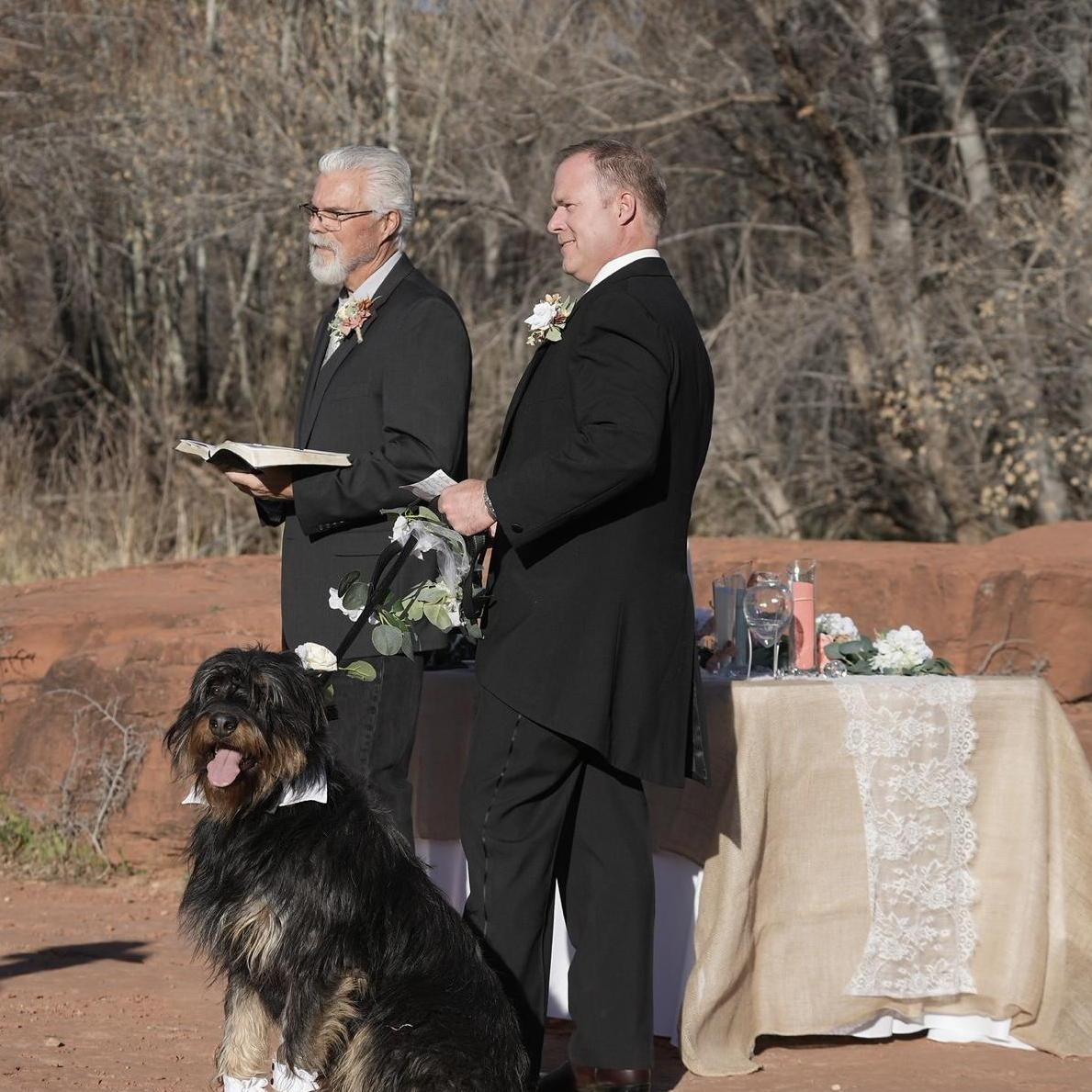 The Groom 🤵‍♂️waiting for his Bride 👰‍♀️