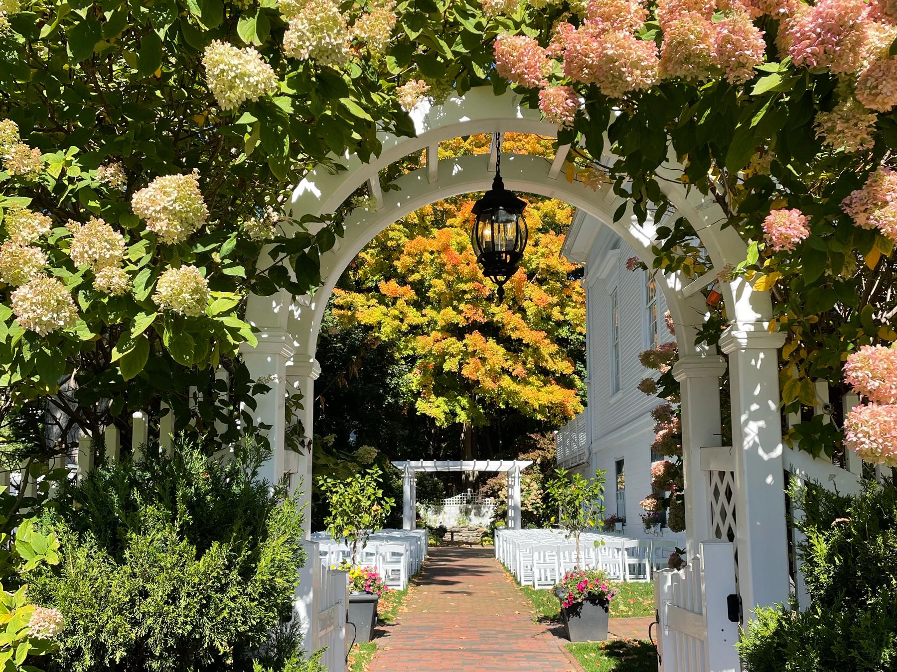 The Wedding Website of Tracey Scherrer and Brian Friedman