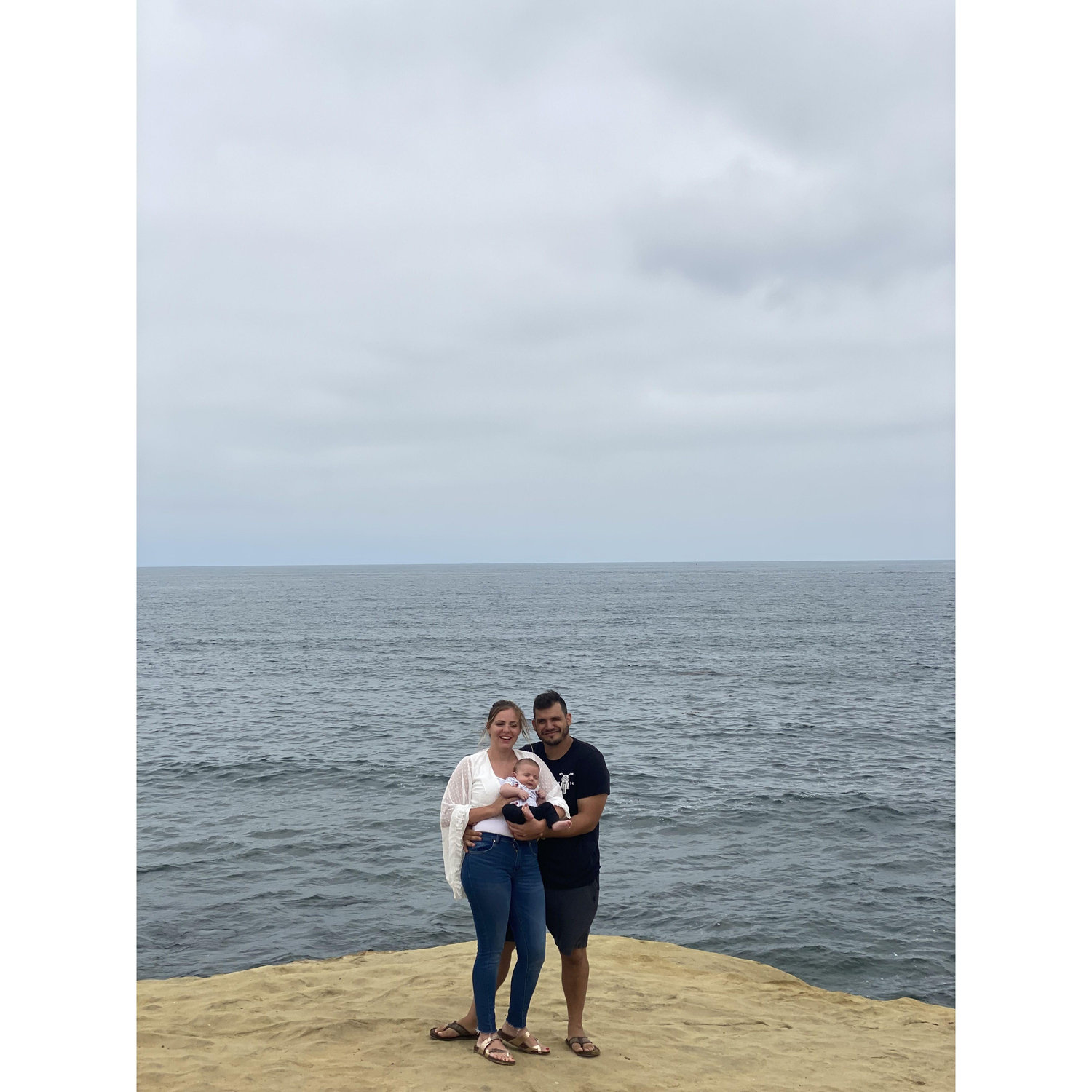 Our first trip to the beach as a family. (Nuestro primer viaje a la playa en familia.)