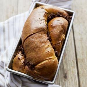 Sur La Table Platinum Professional Loaf Pan, 8½" x 4½"