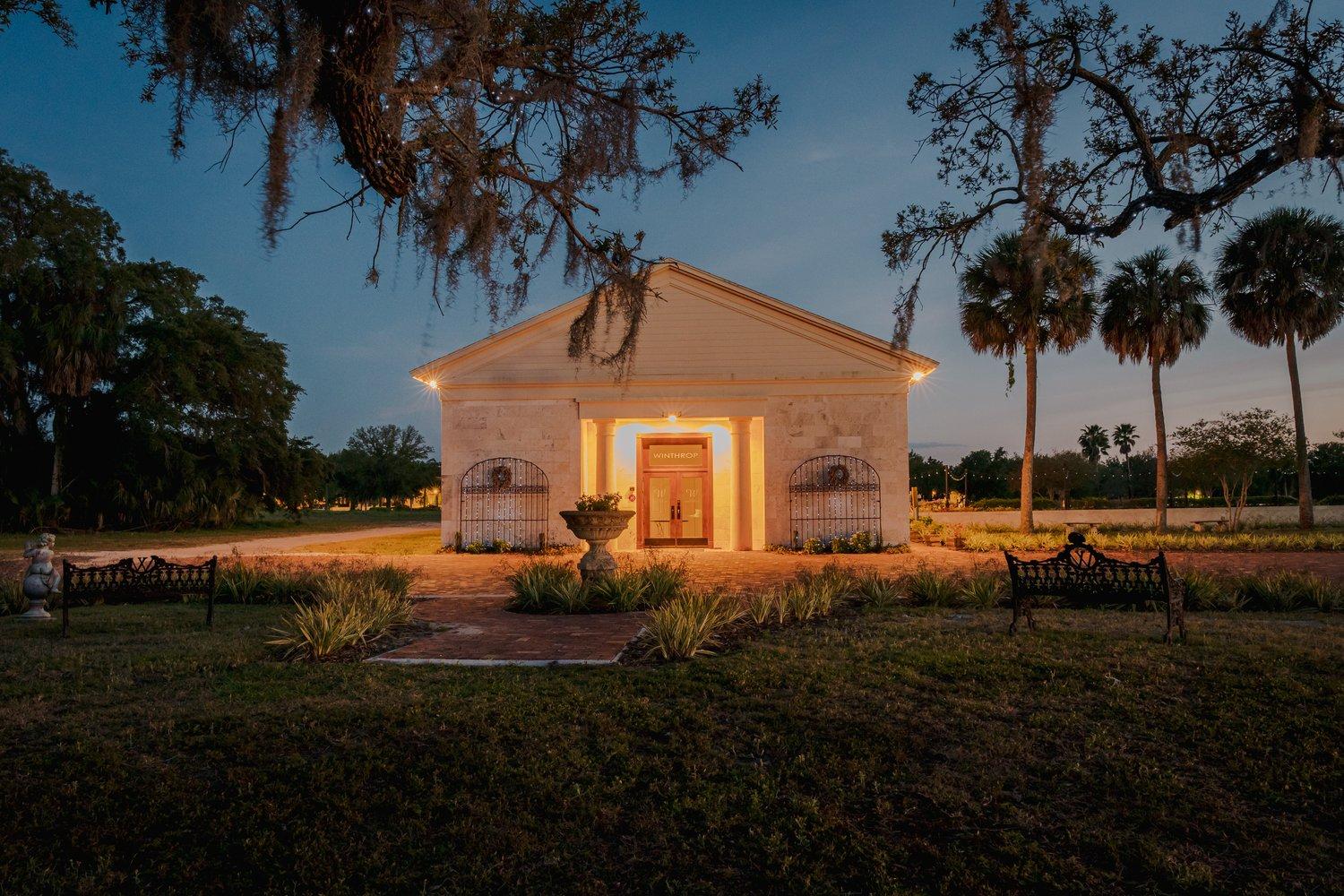 The Wedding Website of Kathryn Hanlin and Shaun Jones