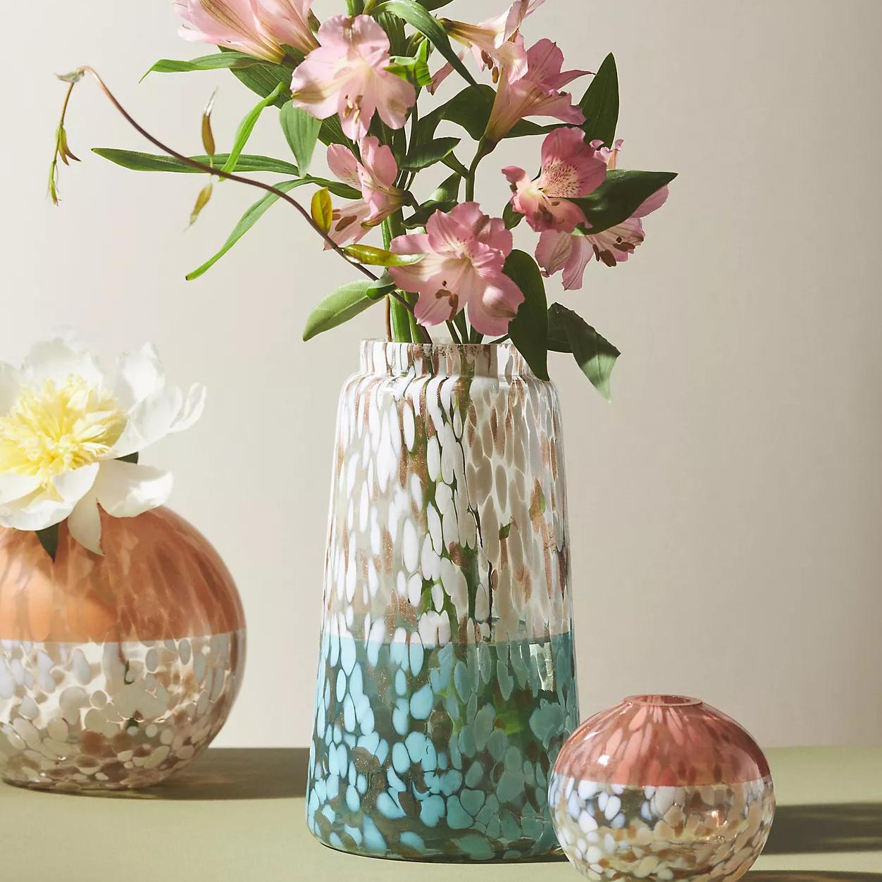 Bela Art Vase
