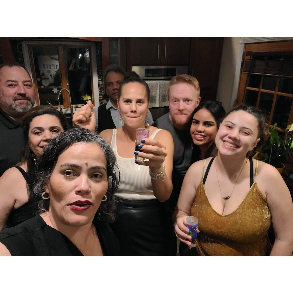New Year 2022. Angela, Katerina, Keneth, Francisco and Noemi.