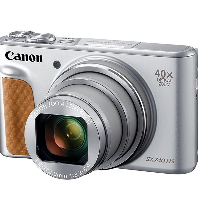 Canon PowerShot SX740 Digital Camera w/40x Optical Zoom & 3 Inch Tilt LCD - 4K VIdeo, Wi-Fi, NFC, Bluetooth Enabled (Silver)