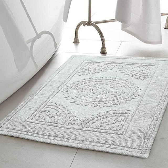 Jean Pierre New York Cotton StoneWash Medallion 17x24 in. Bath Rug, Aqua