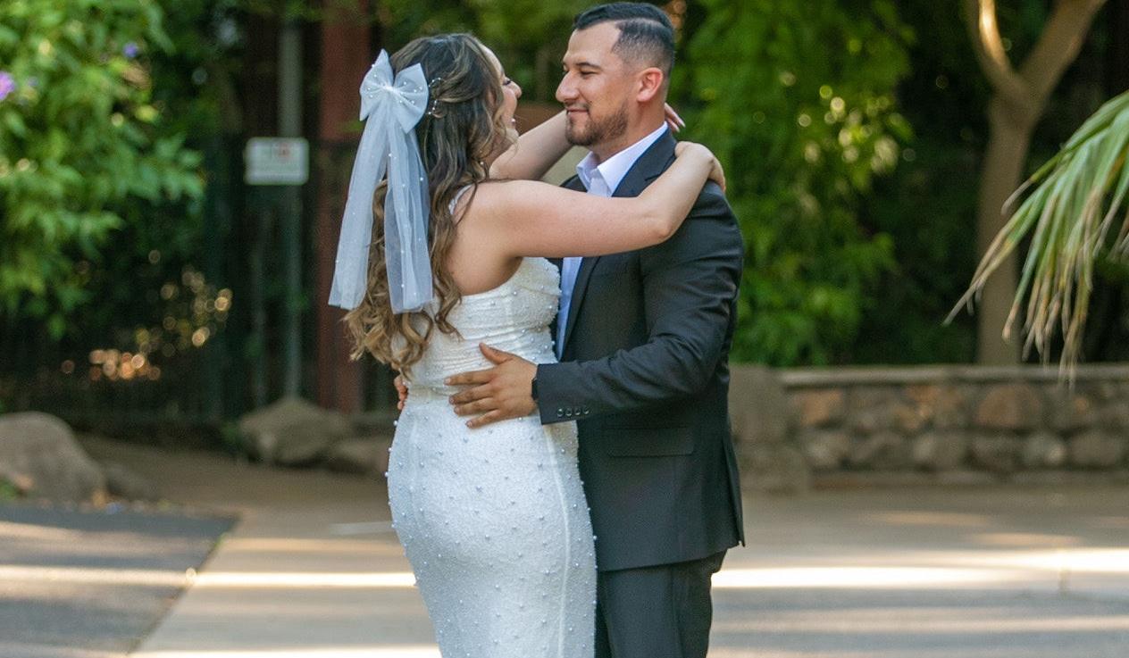 The Wedding Website of Mayra Diera-Diaz and Gustavo Valtierra