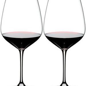 Set of 2 Heart to Heart Cabernet Glasses