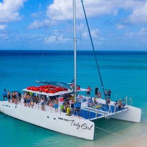 Excursion: Sail, Snorkel & Sip in Grand Turk