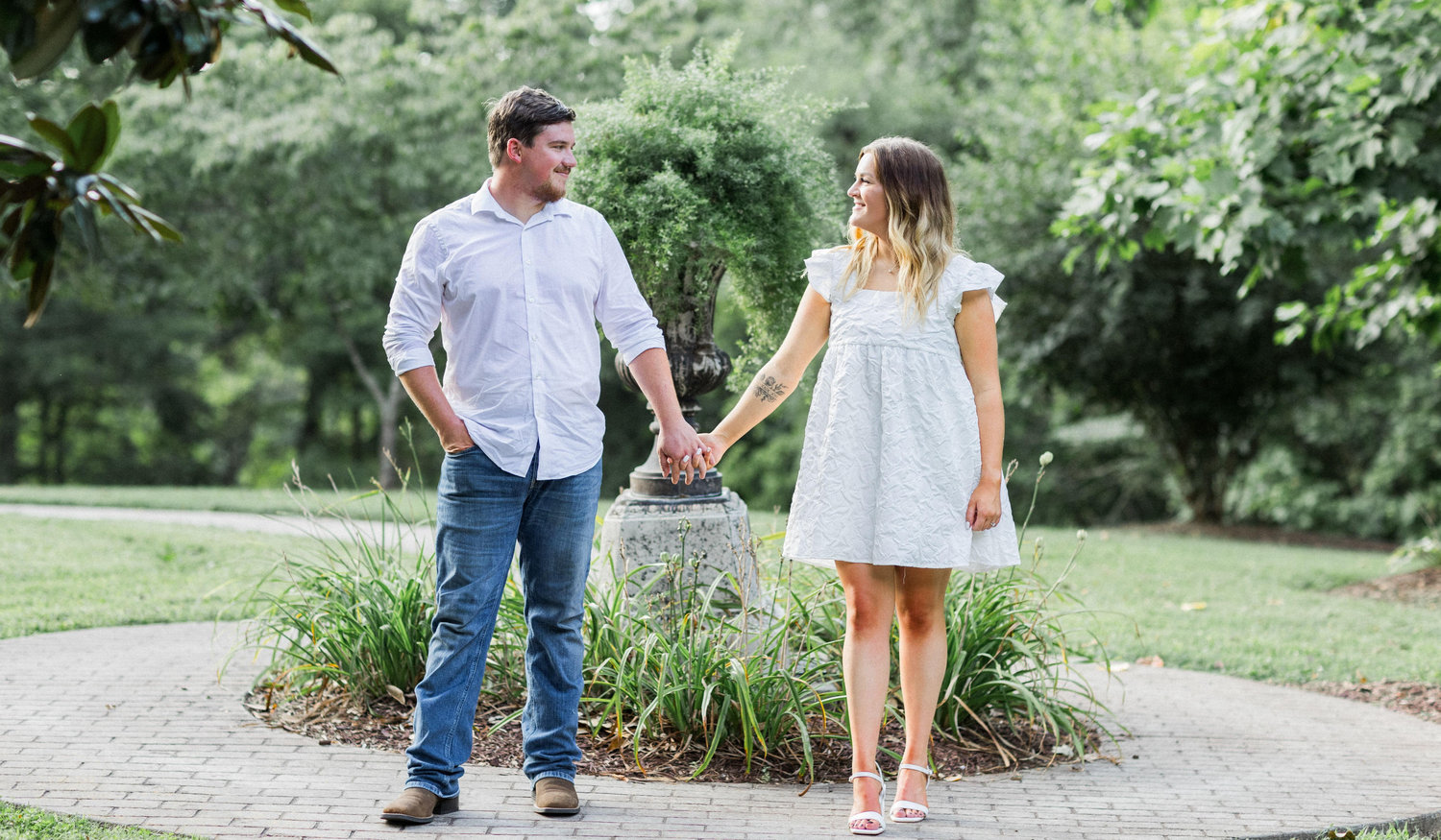 Hailey Link and Dillan Saunders' Wedding Website