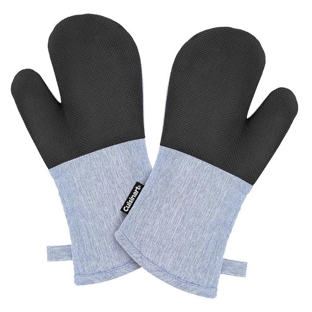 Cuisinart Kitchen Oven Mitts – Heat-Resistant Kitchen Mitts for Oven with Non-Slip Neoprene Palm, Long Cuff, and Cotton Filling – Durable Oven Gloves for Cooking, Baking, & Grilling (Chambray)
