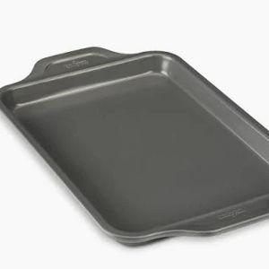 All-Clad Pro-Release Bakeware Quarter Sheet Pan