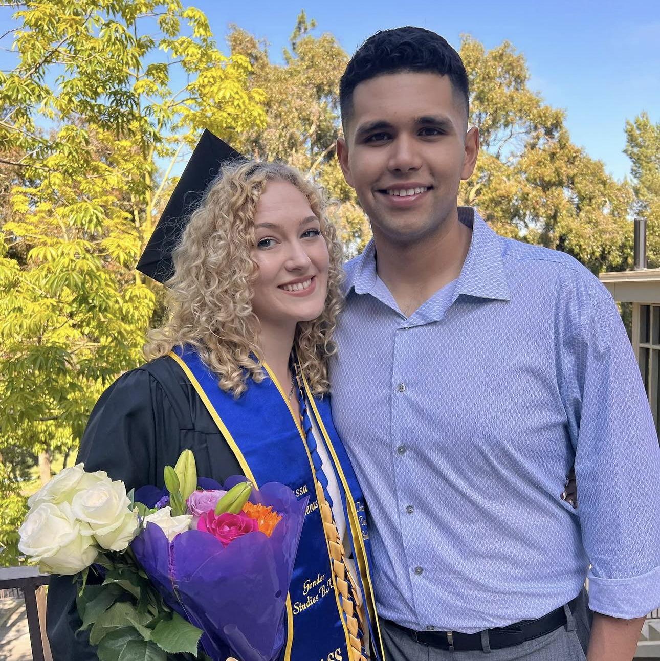 Jessa's Graduation from UCLA / La graduación de Jessa en la UCLA (2023)