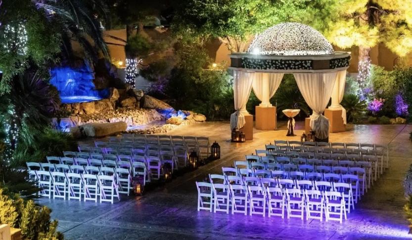 The Wedding Website of Kelra Massicot and Xavier Fuertes