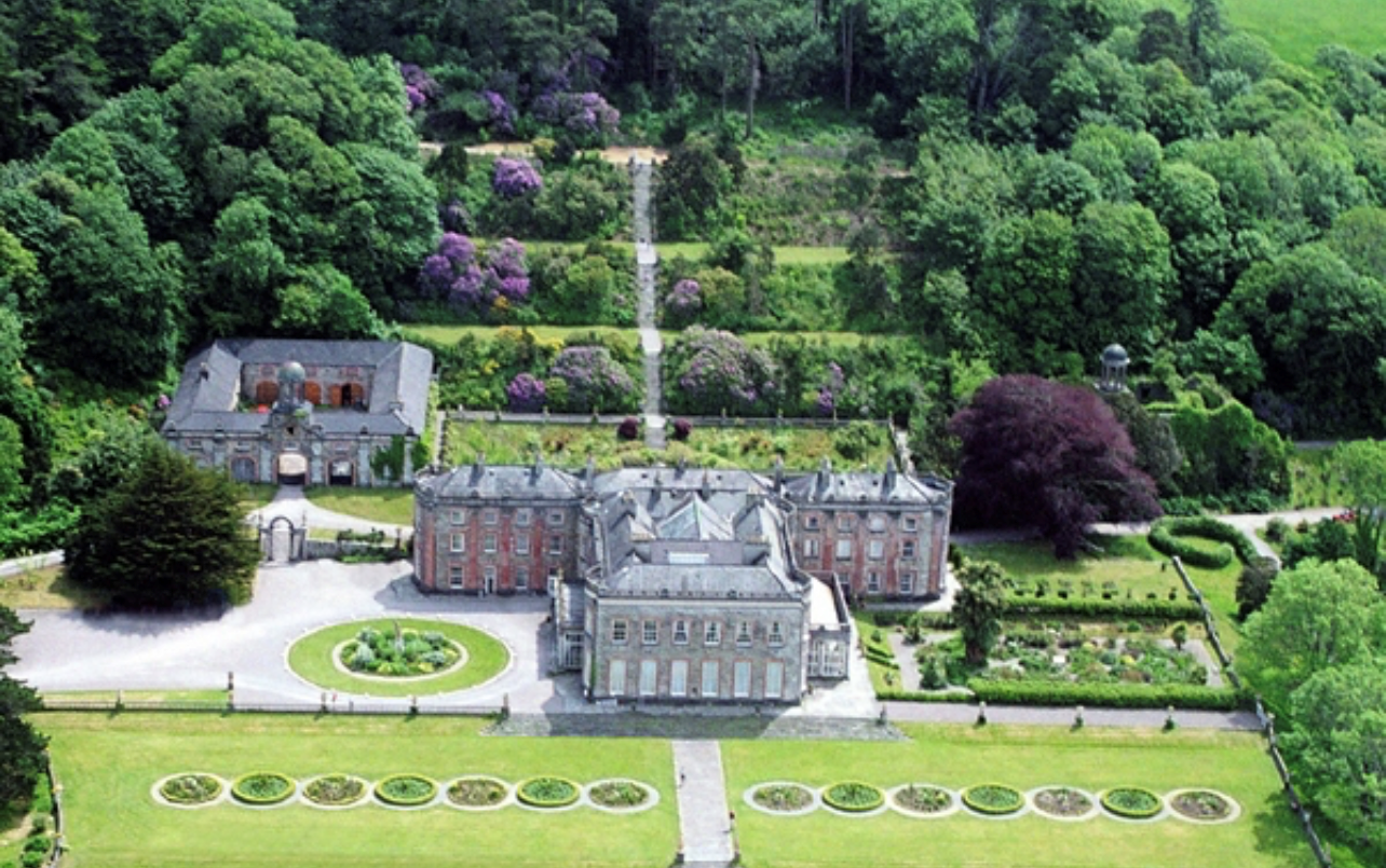 The Wedding Website of Stephanie McLeod and Bernie Evans