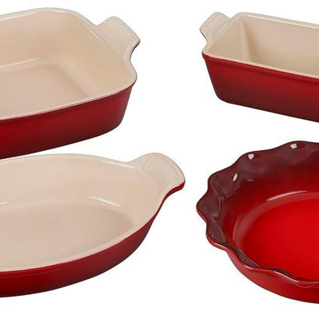 Le Creuset Stoneware 4 PC Heritage Bakeware Set, Cerise