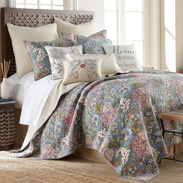 Levtex Home Angelica Reversible King/Cal King Quilt Set (106x92in) and 2 Pillow Shams (36x20) - Bedding - Blue Grey, Coral - Cotton King Size Quilt Bedding Set - Lightweight, Soft, Pre-Washed