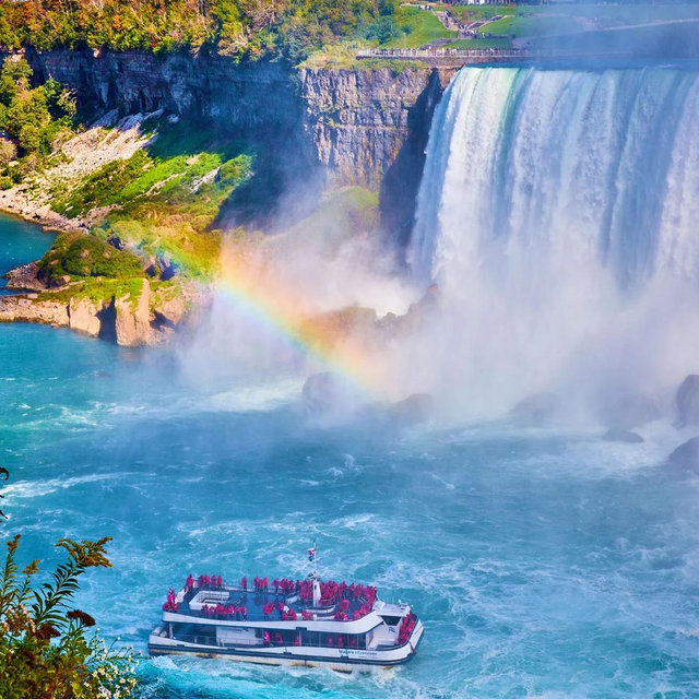 Niagara Falls Boat Tour