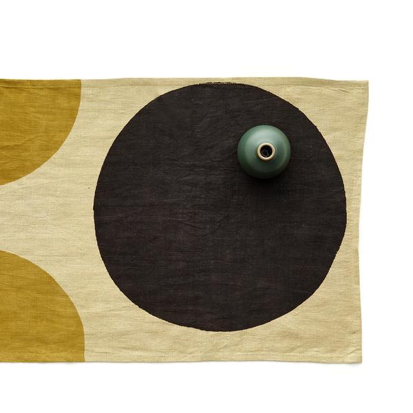 Otto Runner in Ochre