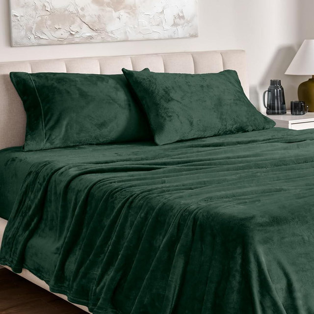 Bare Home Microplush Fleece Sheet Set - King Size - Ultra Soft Velvet - Cozy & Warm - Plush All-Season Comfort - Wrinkle Resistant - Deep Pocket Fit - Non-Pilling Sheets (King, Forest Green)