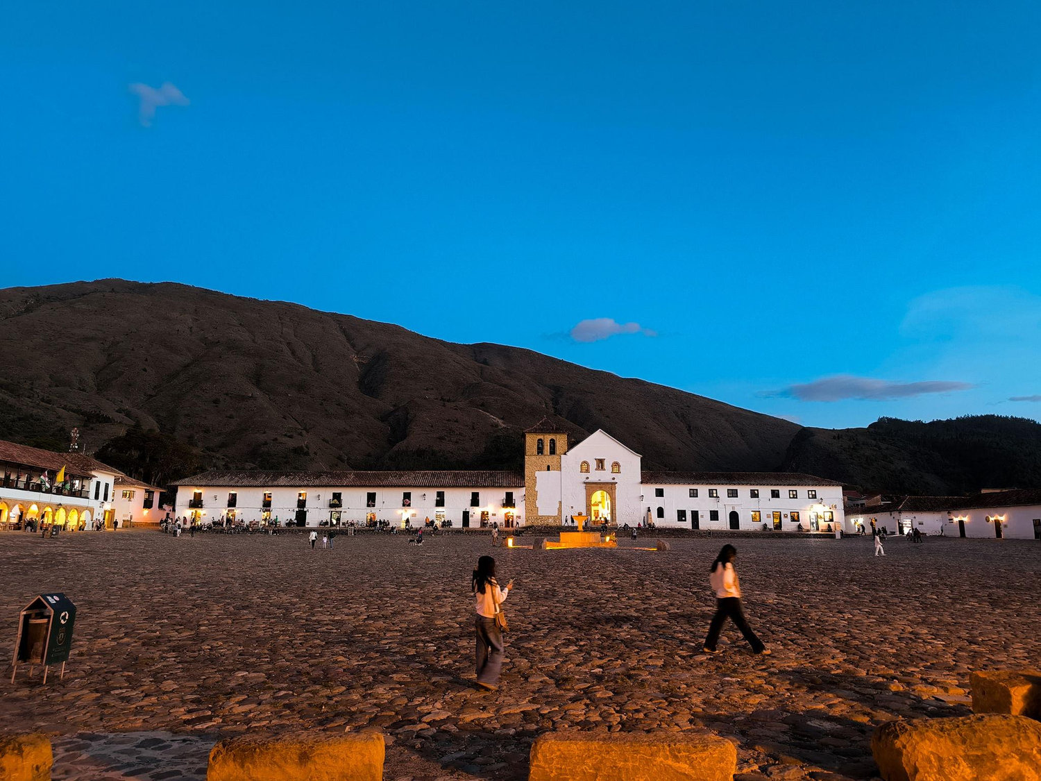 The Wedding Website of Jonathan Sarmiento and Carolina Lozano