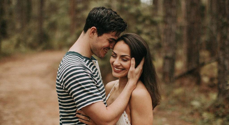 Tanya Borrero-Borreli and Ryan Caves' Wedding Website