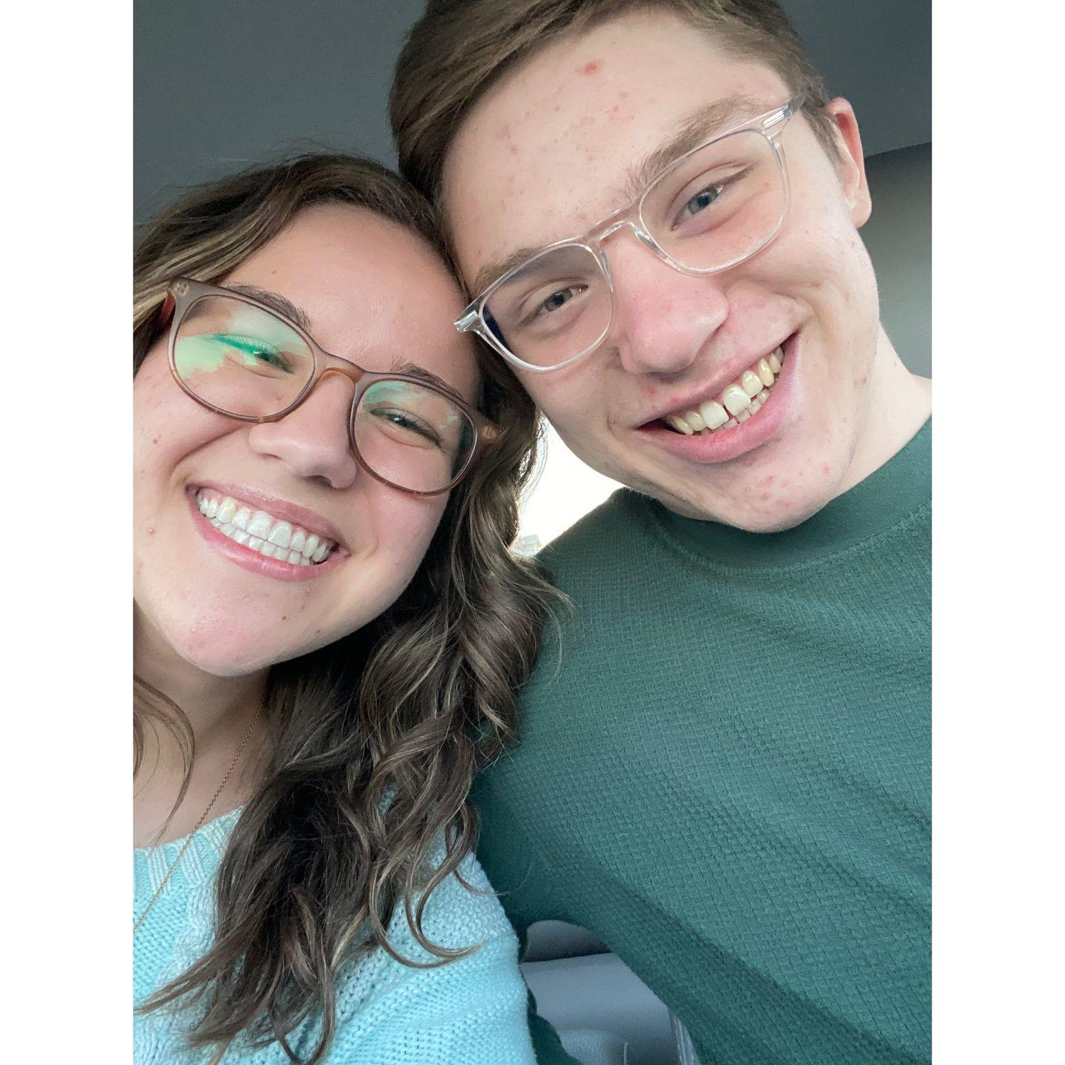 Quick selfie before our first date!