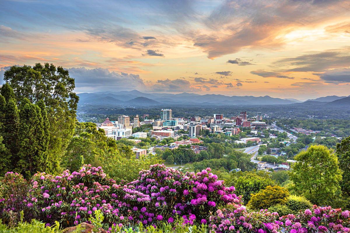 The Wedding Website of Molly Sarah Raque and Christian Magruder