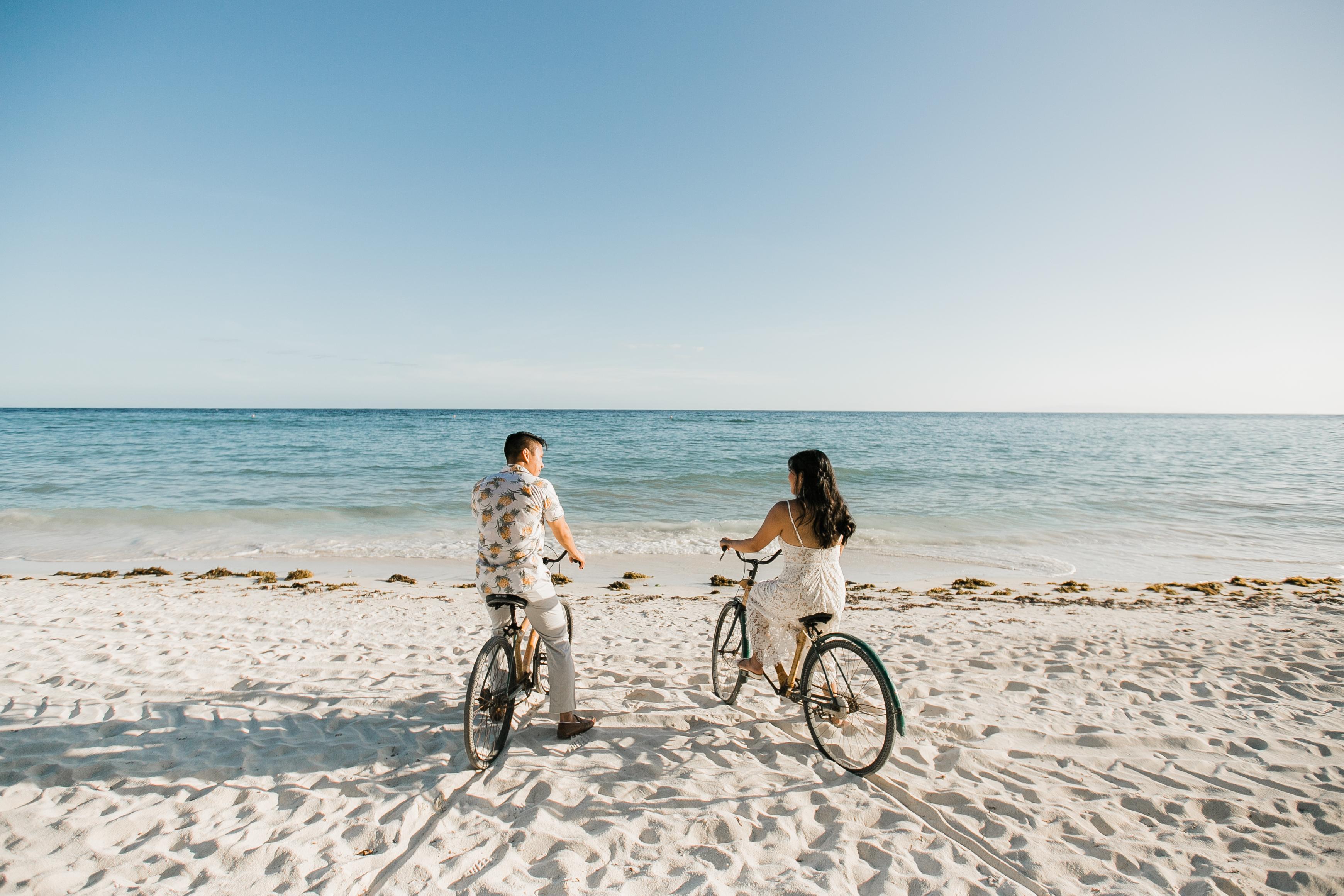 The Wedding Website of Alan Reyes and Bea Rodriguez