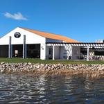 Captains Bar and Grill