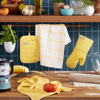 Onion Quilt 4-Piece Kitchen Towel & Mitt Set