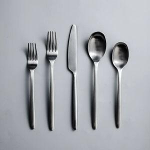 Ava Matte Silver Flatware | JazzUpCo, 8 person set (40 pieces)