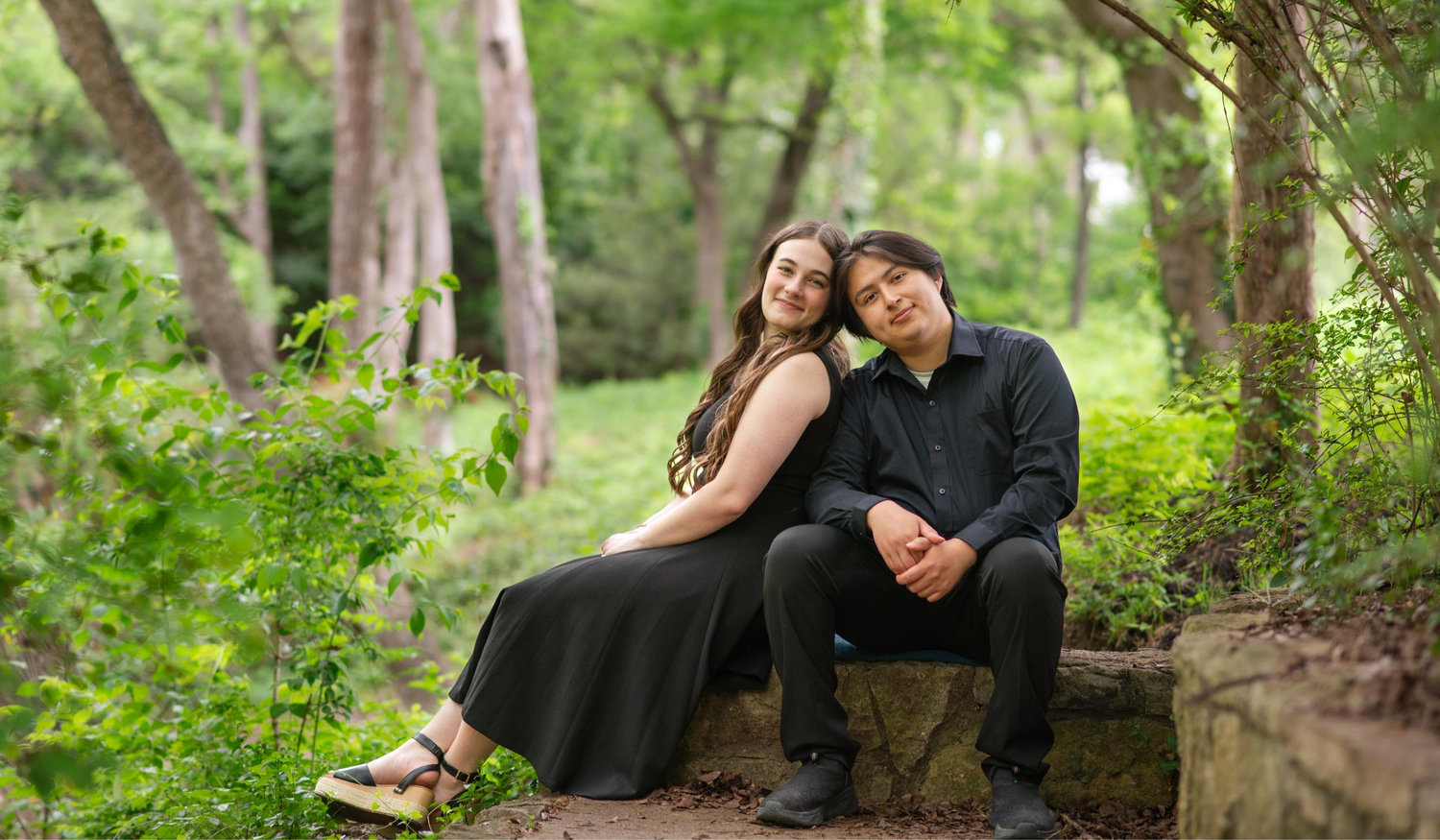 The Wedding Website of Jeweliet Coffee and Abimael Solorzano
