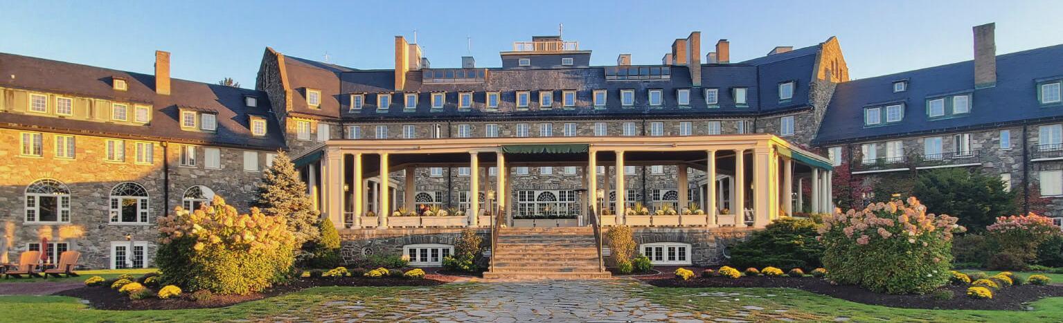 The Wedding Website of Giovanni Gunawan and Justin Bella