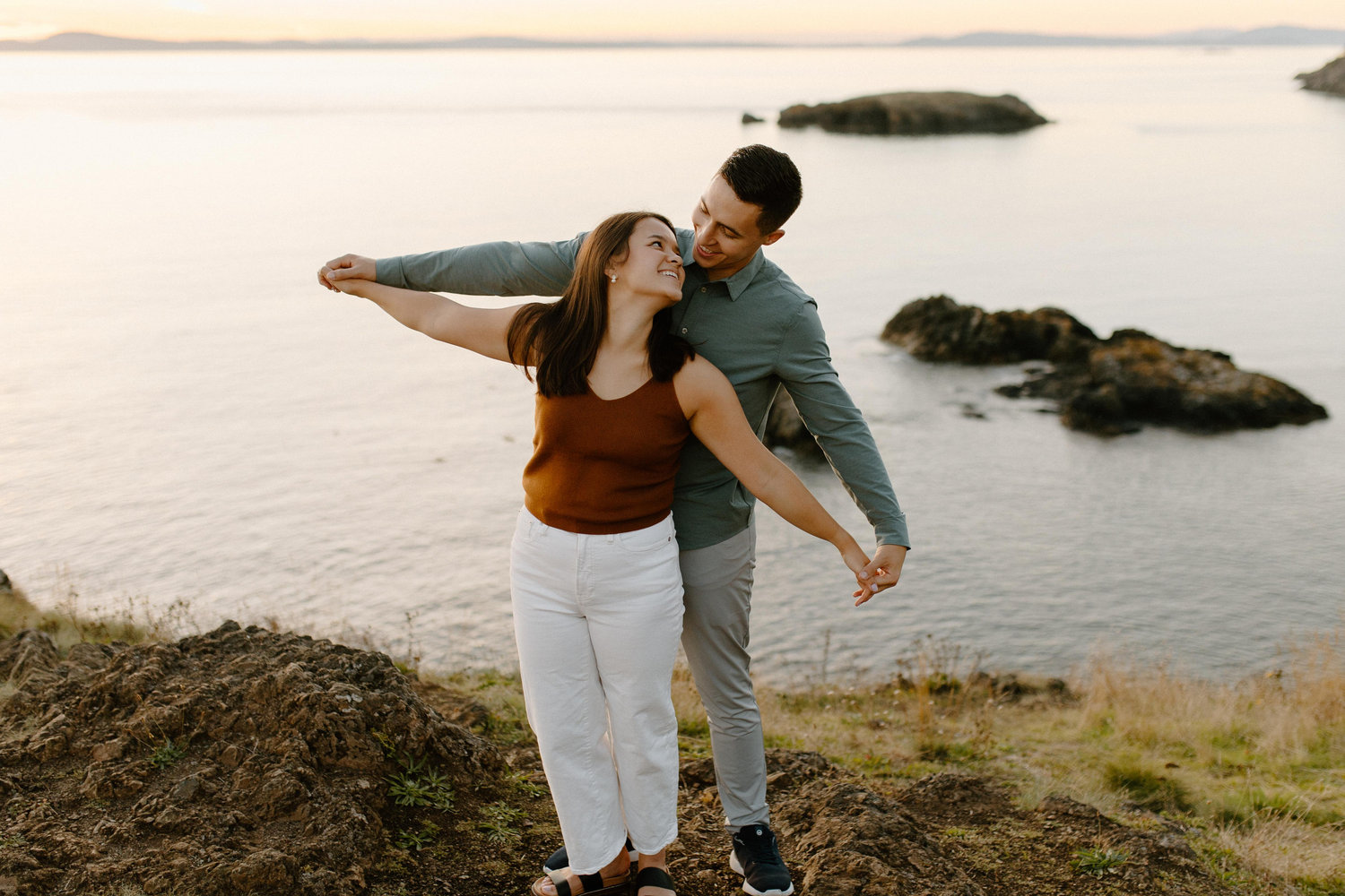 The Wedding Website of Anna Luong and Joey Tanaka