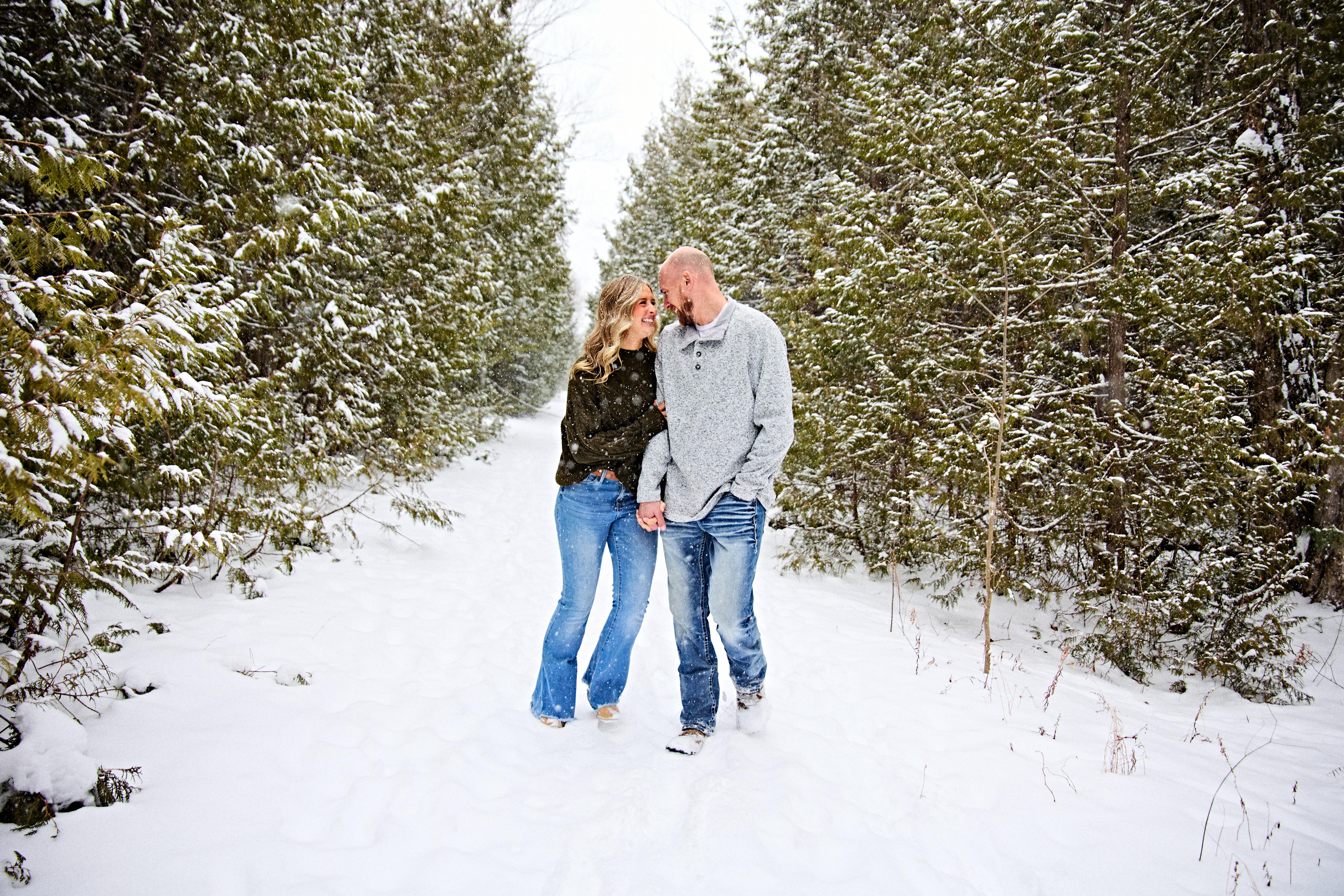 The Wedding Website of Ashley Ellefson and Matt Hecht